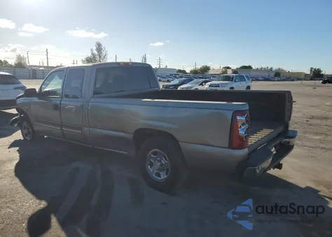 2003 Chevrolet Silverado C1500 z USA, uszkodzony, nr VIN 1GCEC19T63E349915